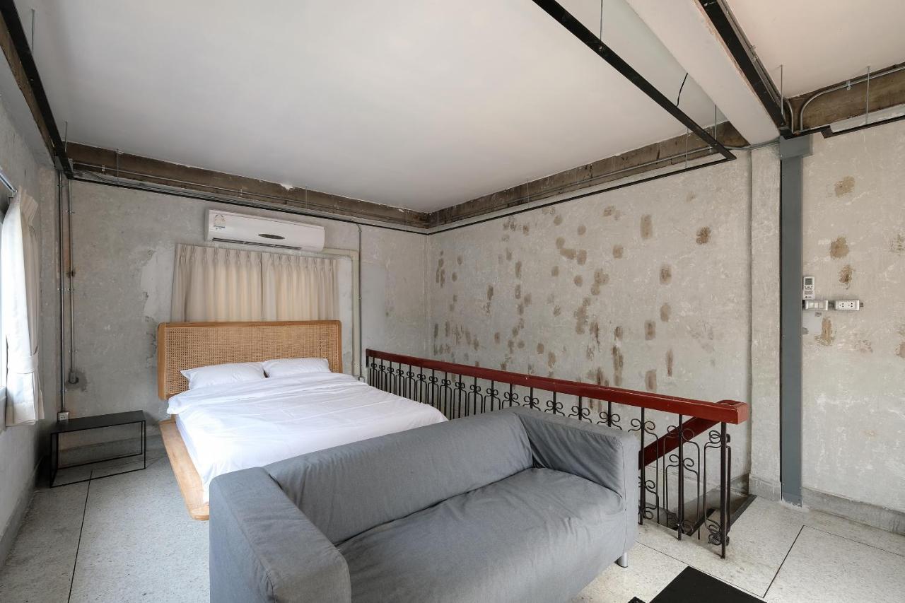 Ep1 Shophouse Hotel Bangkok Exterior photo